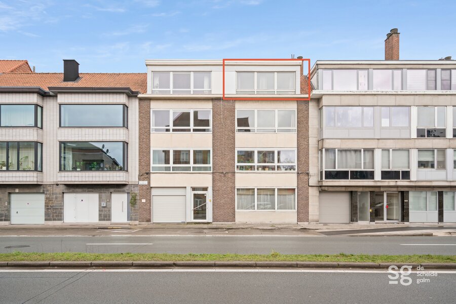 Te renoveren appartement met 2 slaapkamers dichtbij centrum Gent.