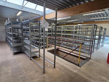 Magazijn met kantoor - 5