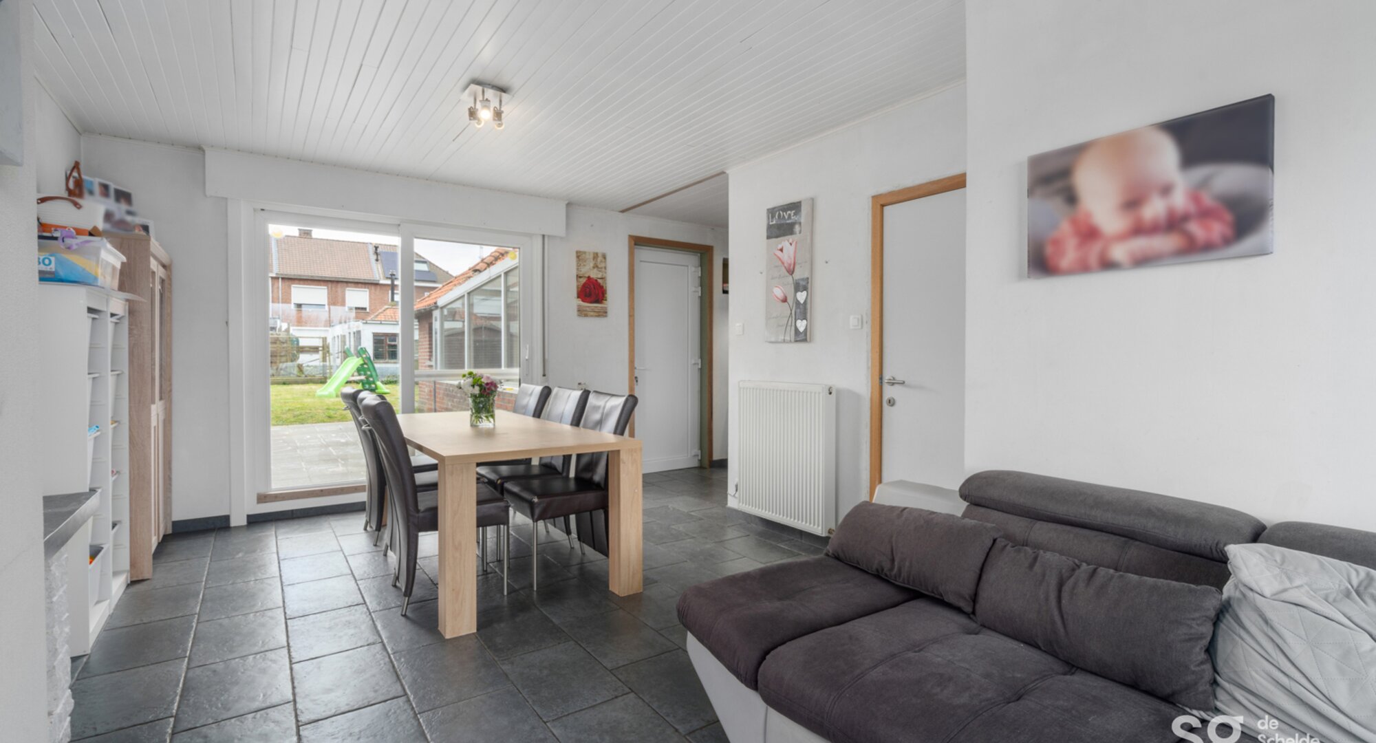 Af te werken woning net buiten centrum Deinze