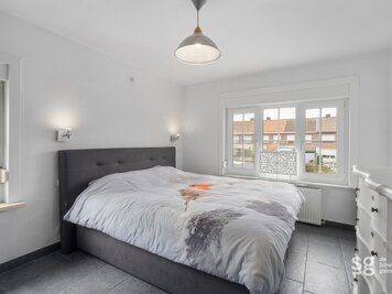 Af te werken woning net buiten centrum Deinze - 4