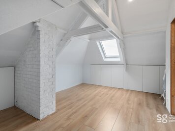 Af te werken woning net buiten centrum Deinze - 9