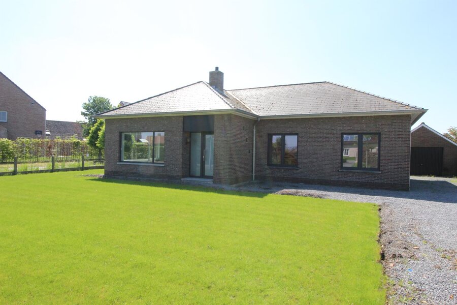 Gerenoveerde woning met tuin