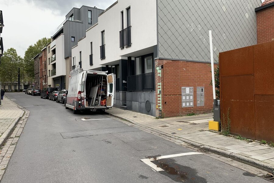 Ondergrondse staanplaats nabij coupure