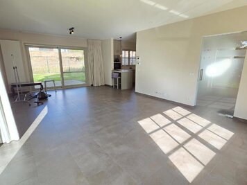 Ruime woning in rustige wijk centrum De Pinte - 3