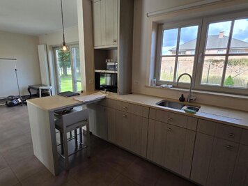 Ruime woning in rustige wijk centrum De Pinte - 6