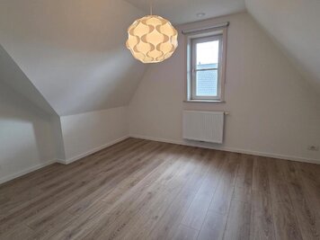 Ruime woning in rustige wijk centrum De Pinte - 12