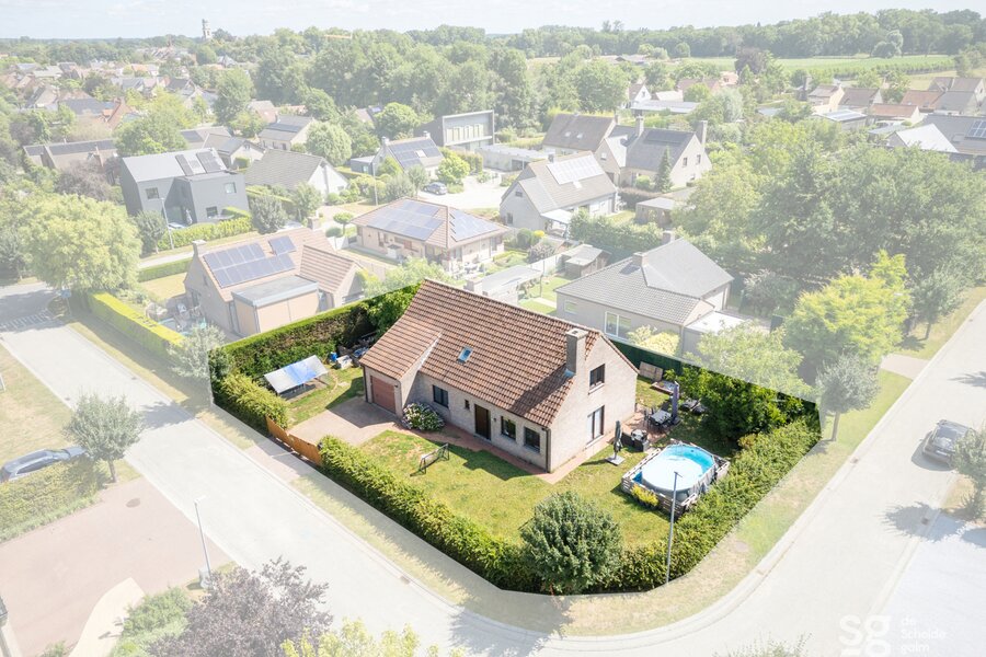 Rustig gelegen, verrassend ruime woning nabij het centrum van Nazareth