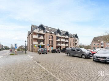 Gerenoveerd appartement in het hart van De Pinte - 2
