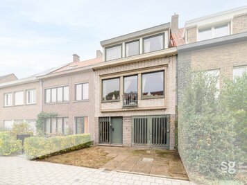 Ruime woning met tuin en garage op TOPLOCATIE - 6