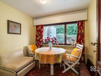 Ruime woning met tuin en garage op TOPLOCATIE - 8