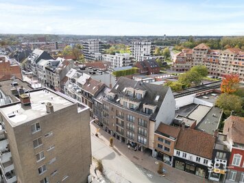 Instapklaar appartement met garage in het hart van Deinze - 10