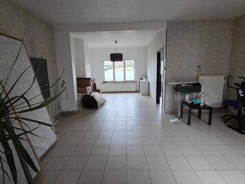 Ruime woning in het rustige Zevergem - 2