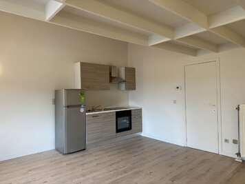 Recent gerenoveerde studio aan station in Deinze - 7