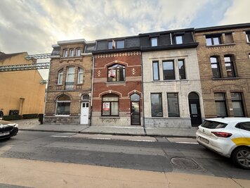 Recent gerenoveerde studio aan station in Deinze - 10