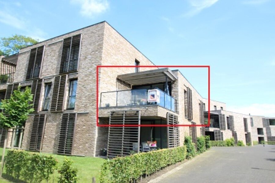Luxe appartement met terras en garage in kasteelpark