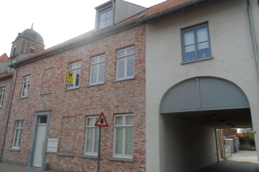 Ruim appartement met terras en autostaanplaats