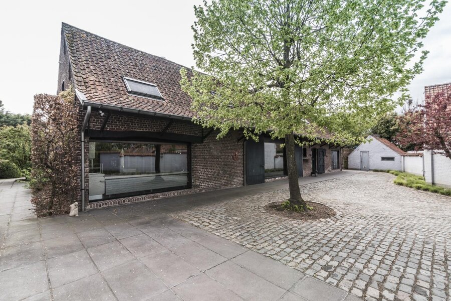 Unieke woning met loftgevoel op 2838m²