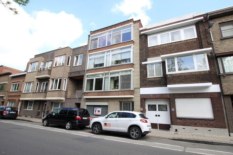 Gelijkvloers 1-slpk. appartement met zonnig tuintje