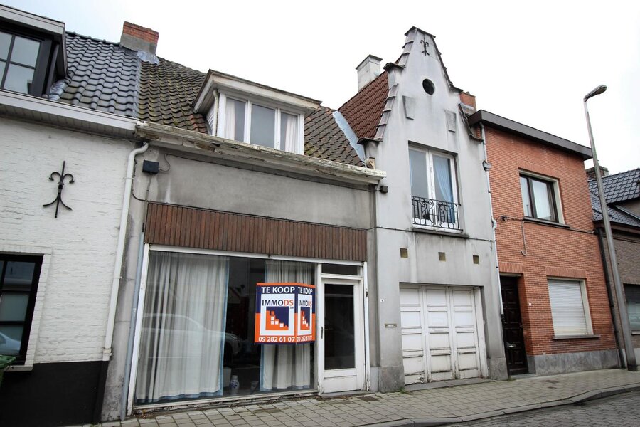 Te renoveren woning met tuin