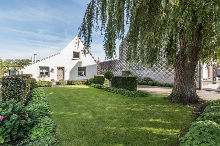 Te renoveren woning op toplocatie aan de rand van Gent