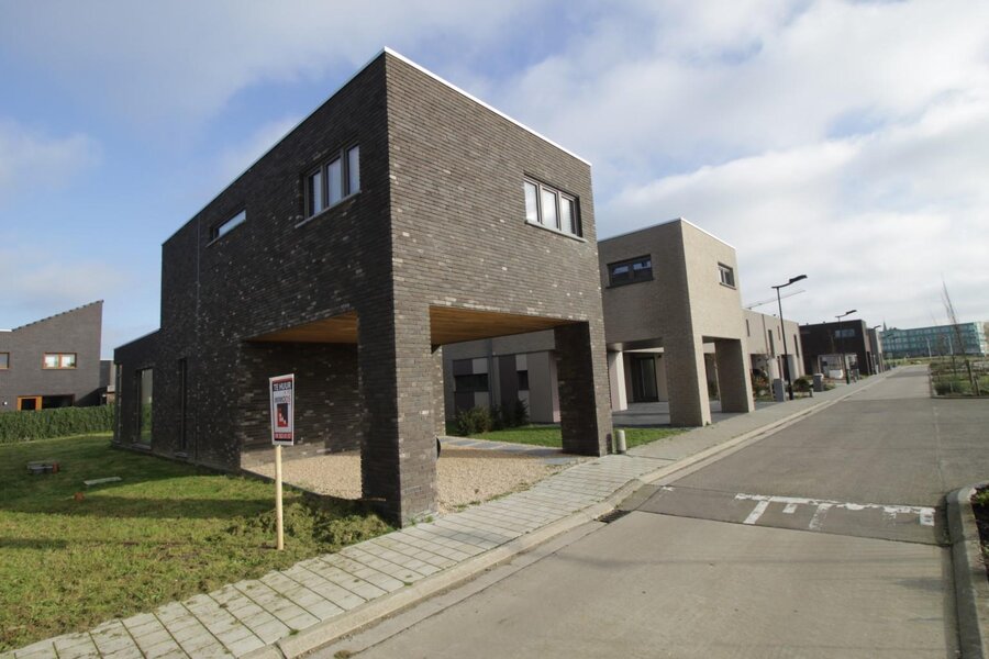 Alleenstaande nieuwbouwwoning in een rustige wijk
