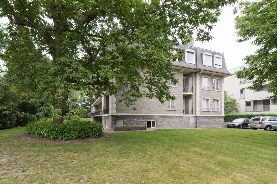 ruim appartement in groene omgeving