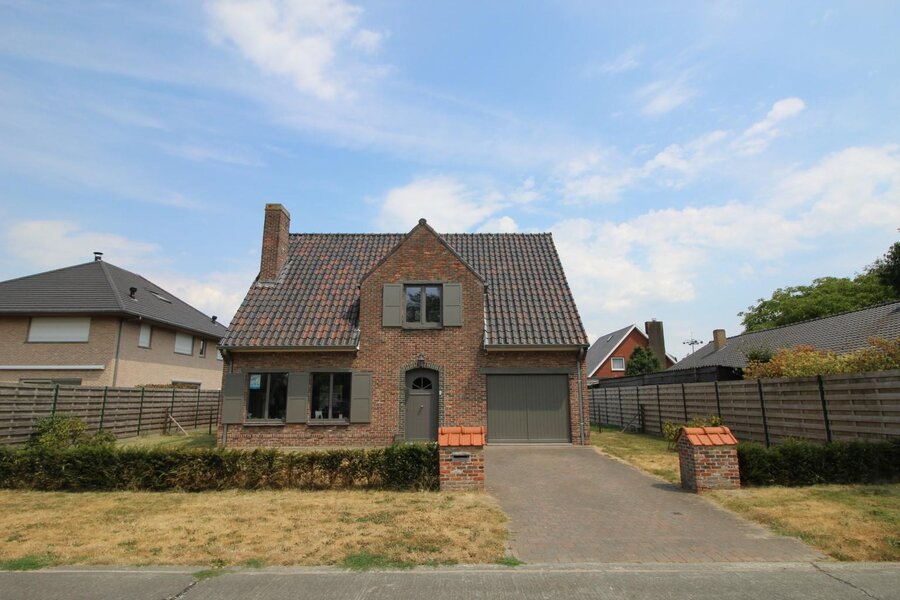 Perfect onderhouden woning nabij centrum De Pinte