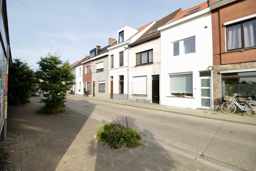 Gezellig gerenoveerde woning in Gentbrugge! 
