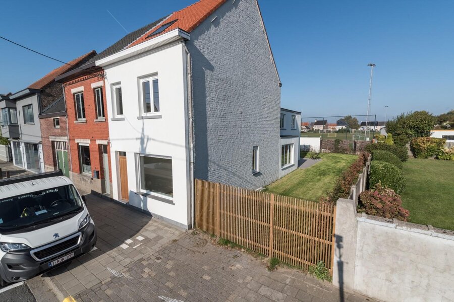 Nieuw gerenoveerde woning te Bottelare! 