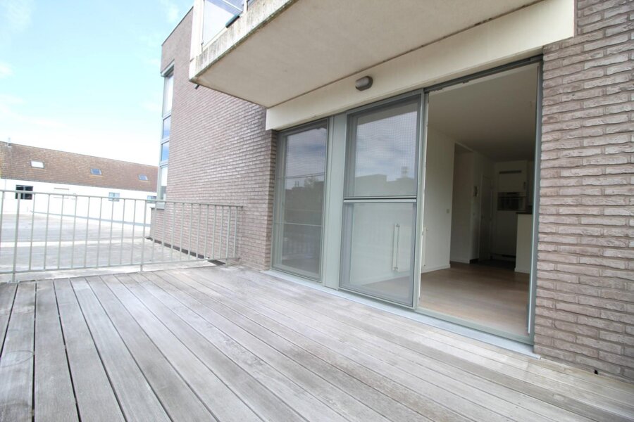 Lichtrijk appartement met mooi zonneterras 