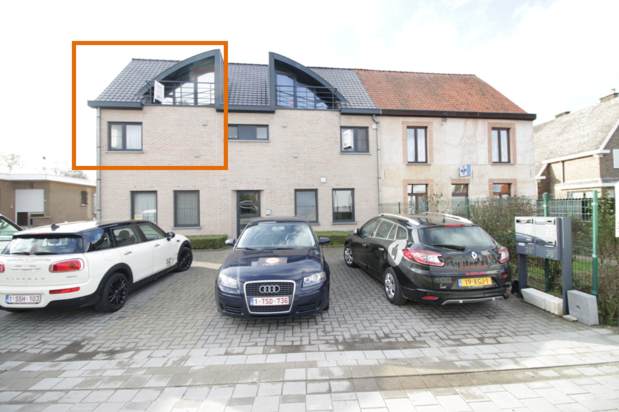 Instapklare ruime duplex met groot zonneterras en garage