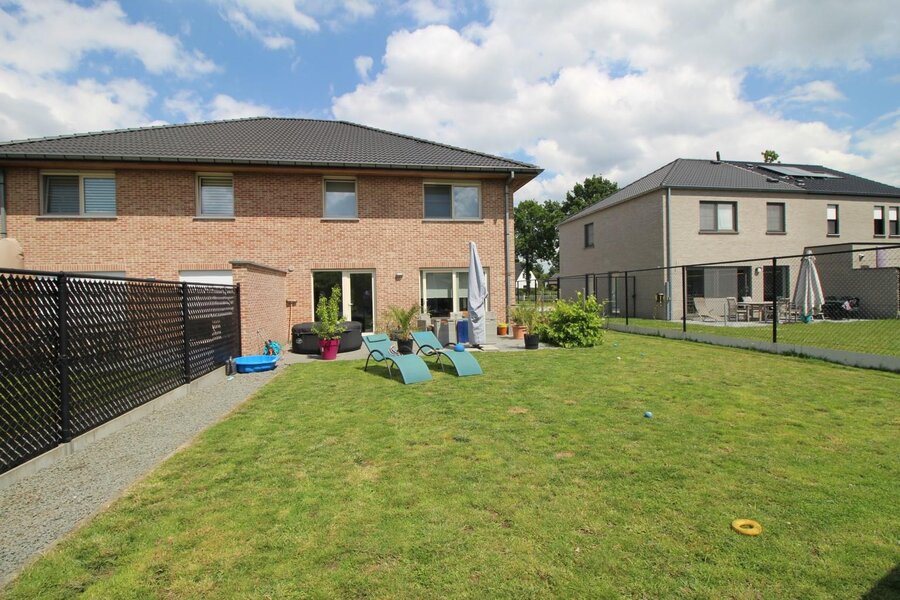 Recente woning met vlotte bereikbaarheid