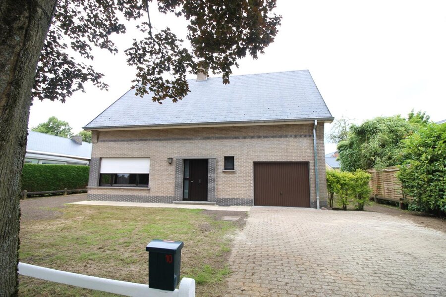 Residentieel gelegen villa met 4 slaapkamers