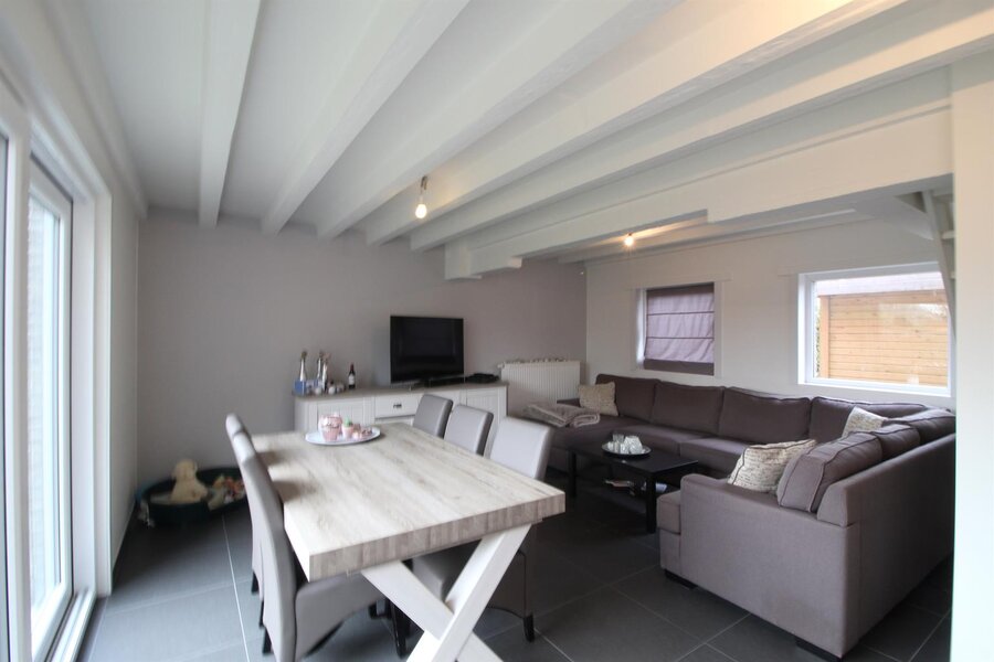 Aangename, gerenoveerde HOB met 2 slaapkamers