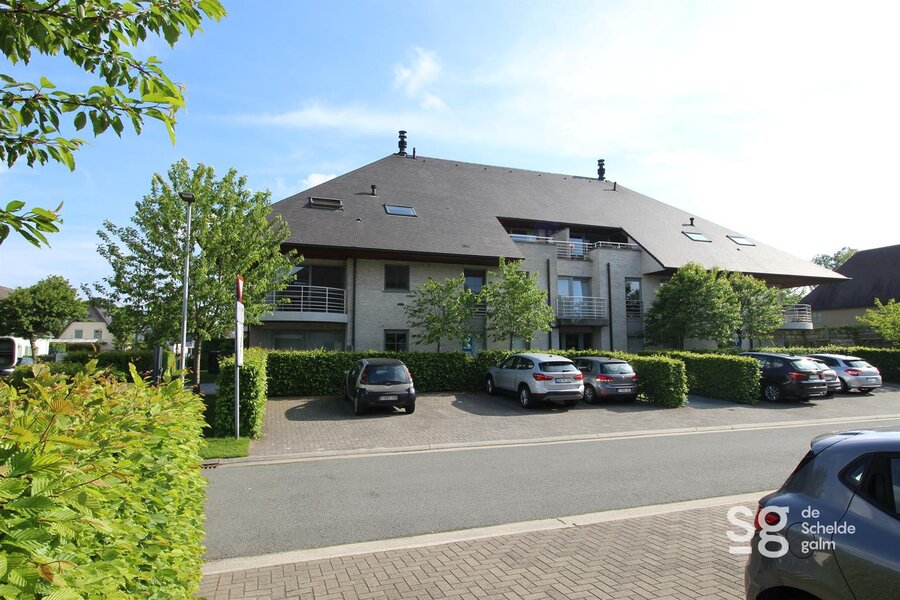 Ruim gelijkvloers appartement met 2 slaapkamers