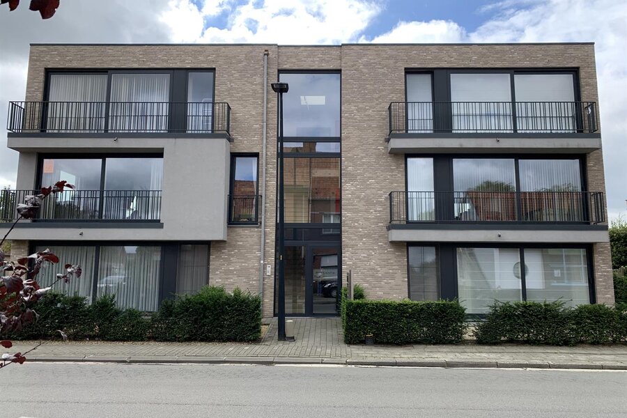 Gezellig 2 slaapkamer appartement op centrale locatie te Nazareth.