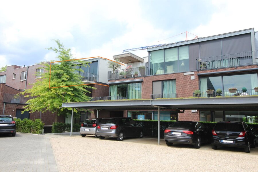 Uniek en lichtrijk appartement in centrum de Pinte