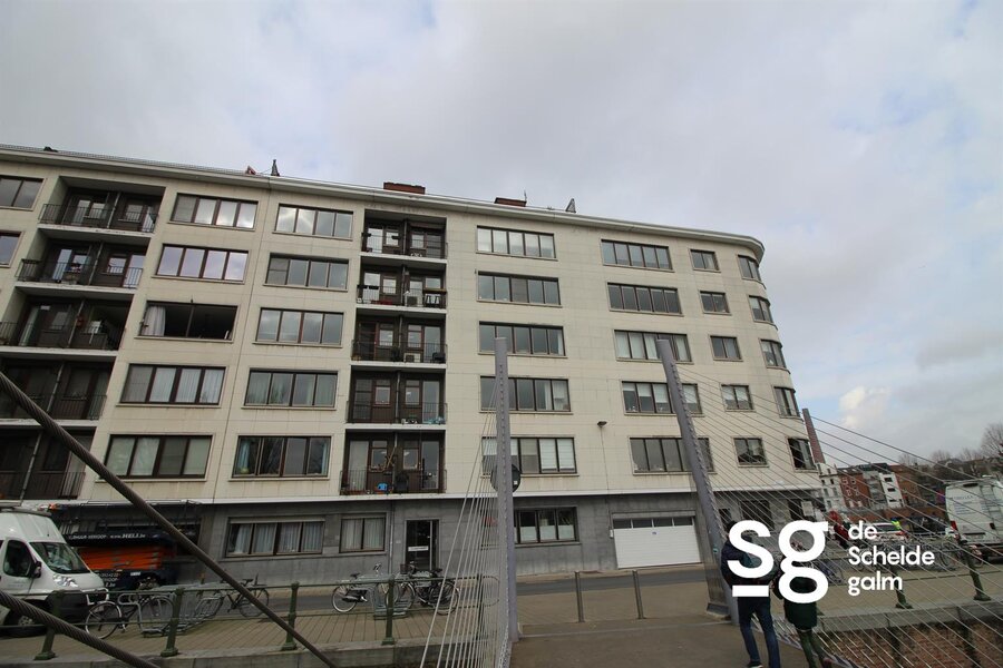Ruim appartement in centrum Gent