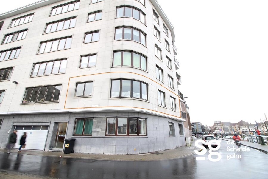 Appartement met zicht op Portus Ganda