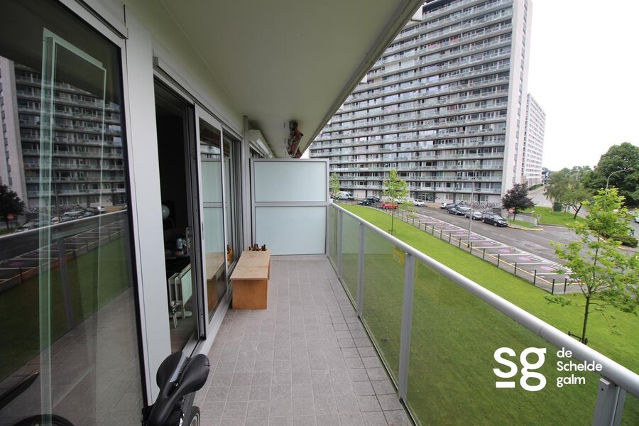 Gezellige studio met vernieuwd terras