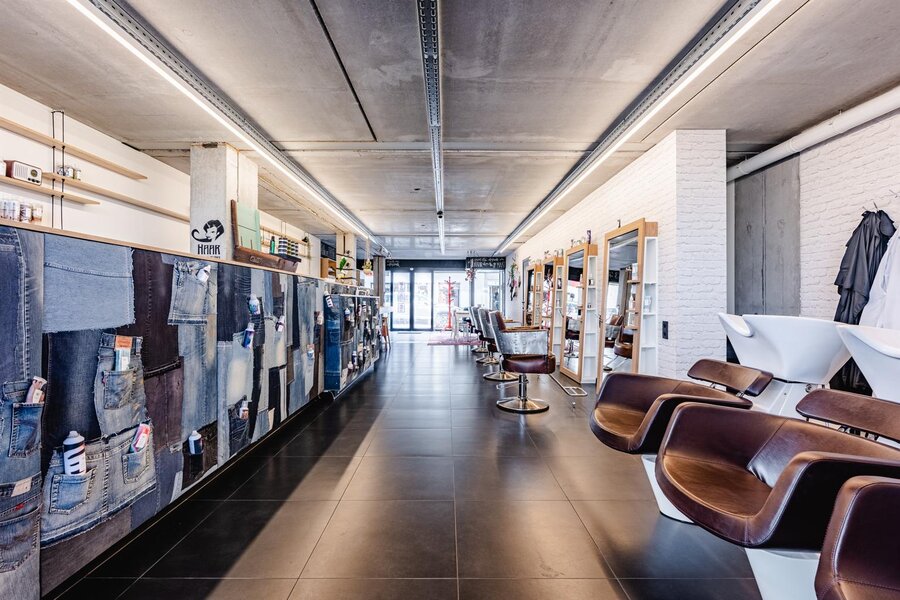 Handelsruimte in het centrum van De Pinte!