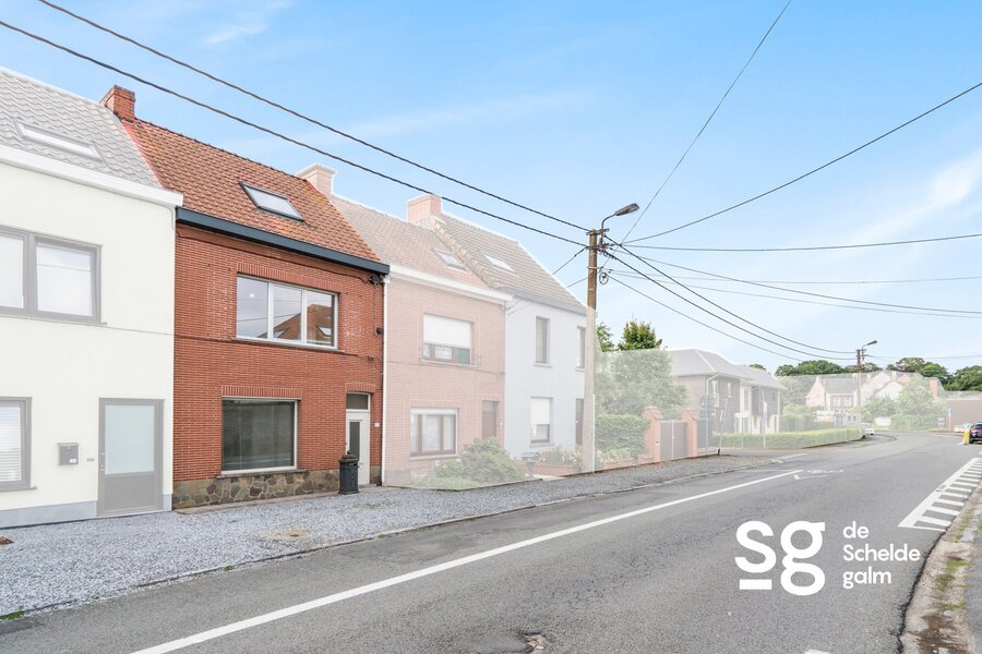 Op te frissen woning te Merelbeke