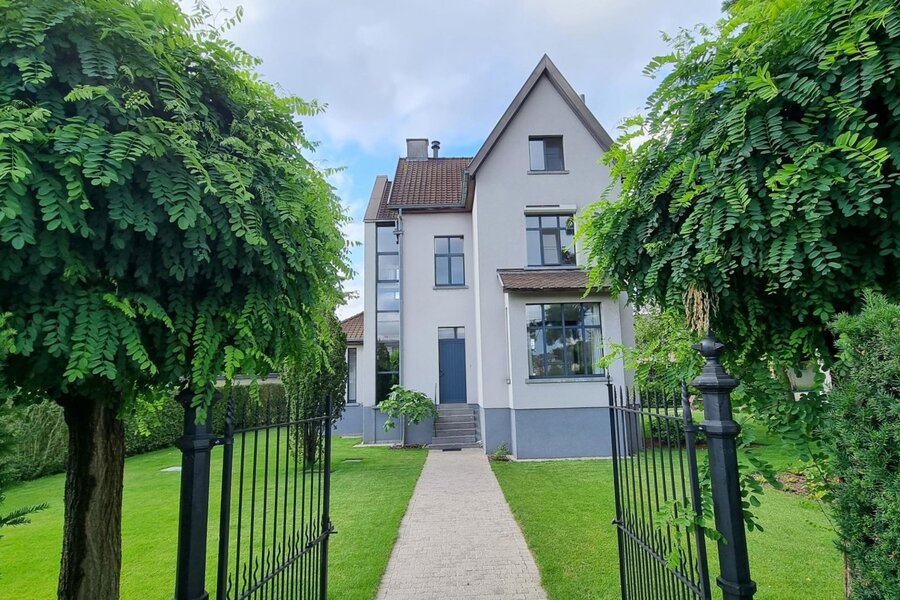 Unieke woning in het hart van De Pinte