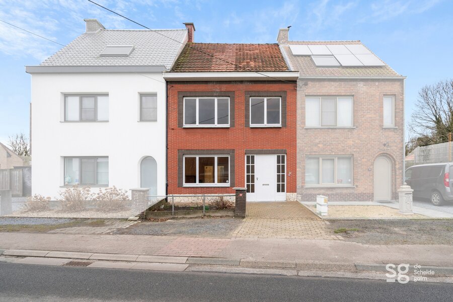 Te renoveren woning aan de rand van het Parkbos