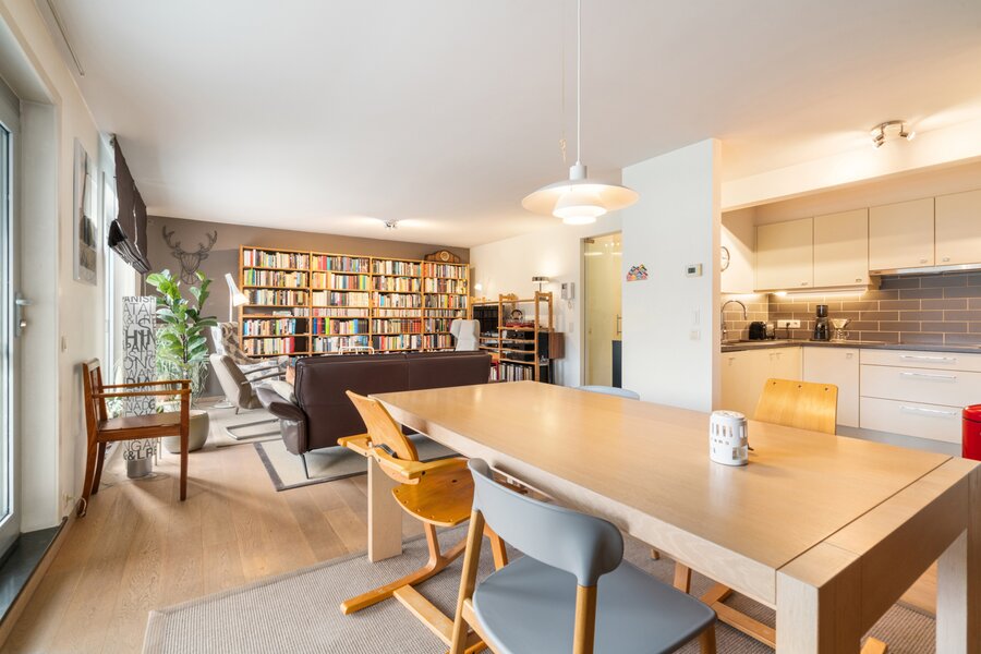 Appartement in centrum Eke met riant terras