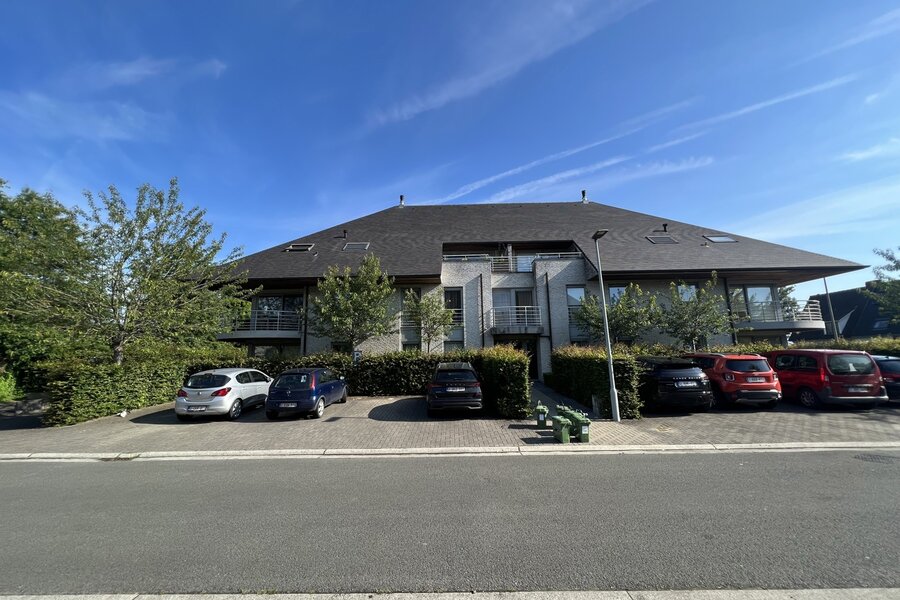 Duplex nabij centrum De Pinte met garagebox