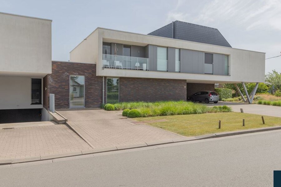 Ruim gelijkvloers appartement in het centrum van De Pinte