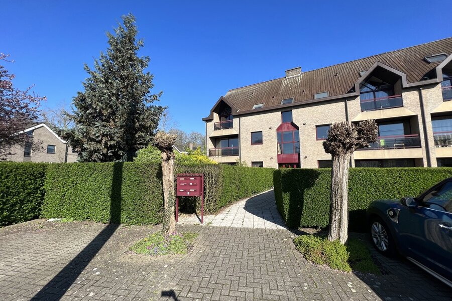 Ruim appartement aan het station van De Pinte!