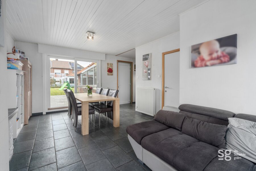 Af te werken woning net buiten centrum Deinze