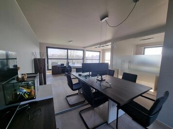 verrassend ruim kantoor op toplocatie - 11